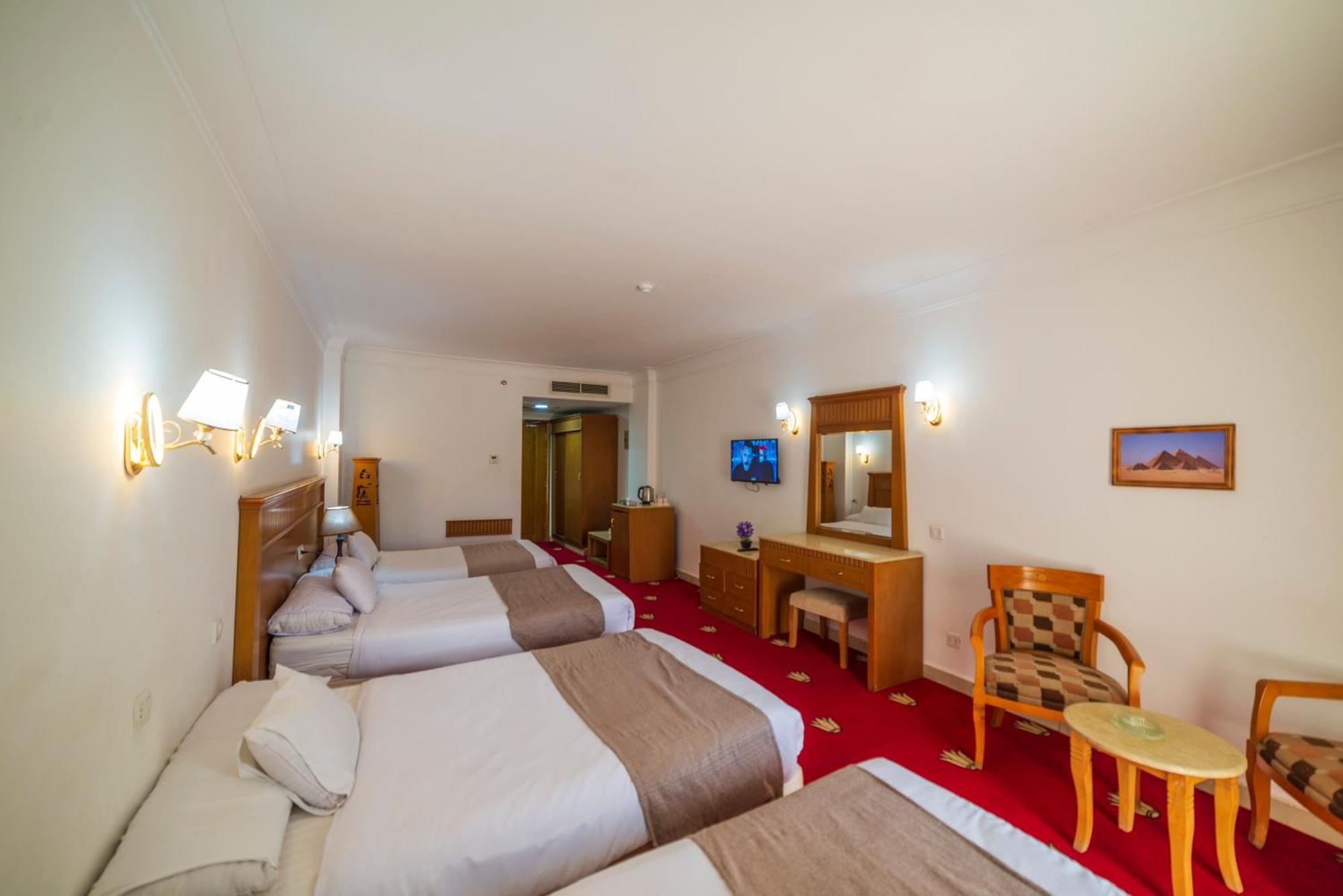 Regency Pyramids Hotel Kafret el-Gabal Dış mekan fotoğraf